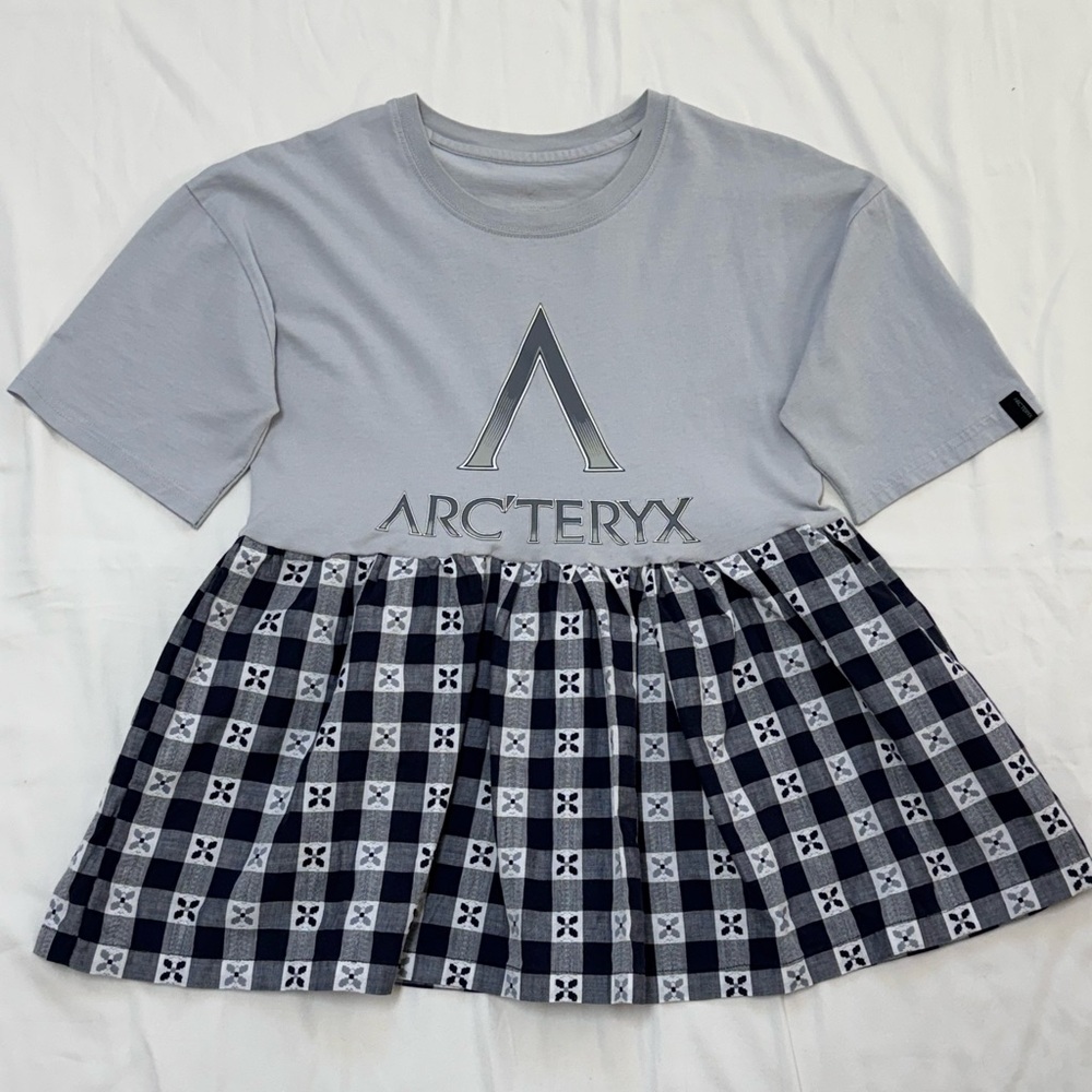 Arc'teryx Gray and Black Checkered Top